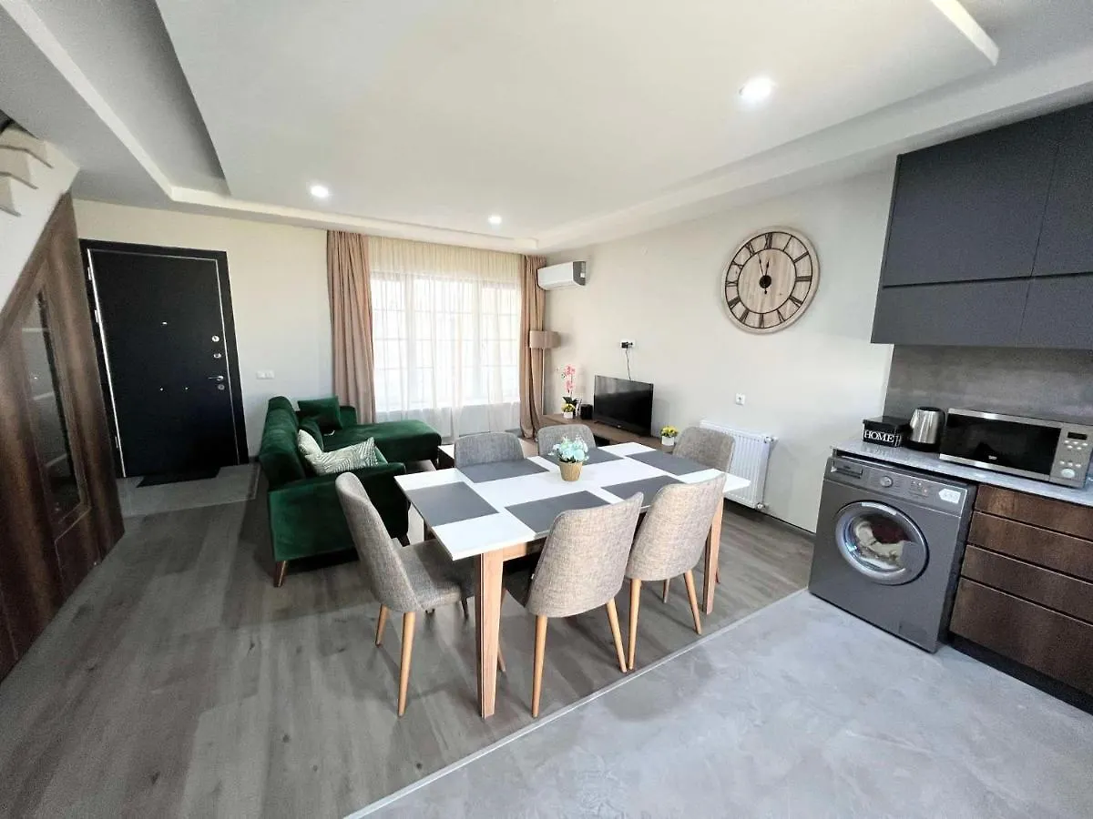 Seaview Villa With Roof-Top Batumi