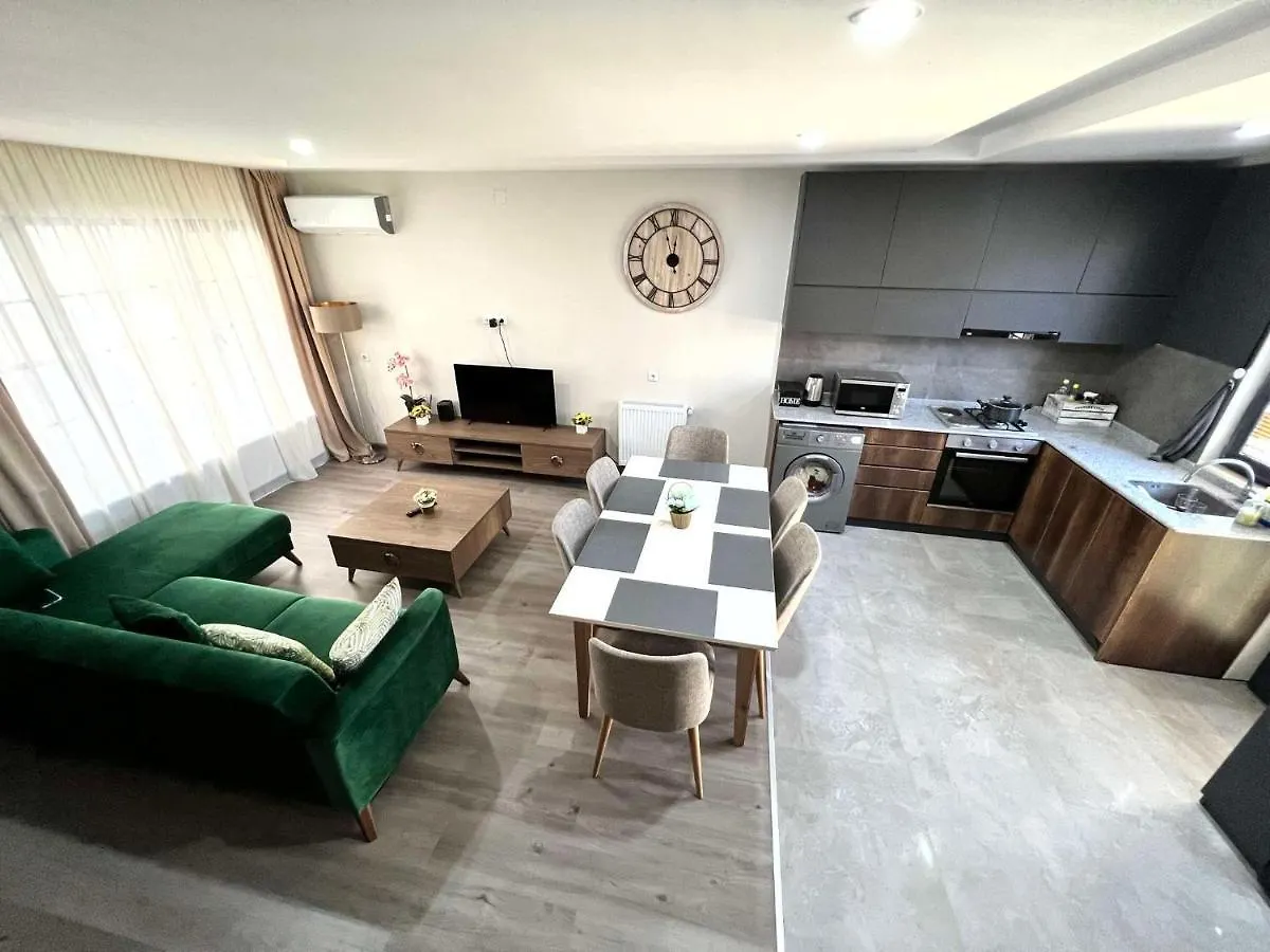 Seaview Villa With Roof-Top Batumi