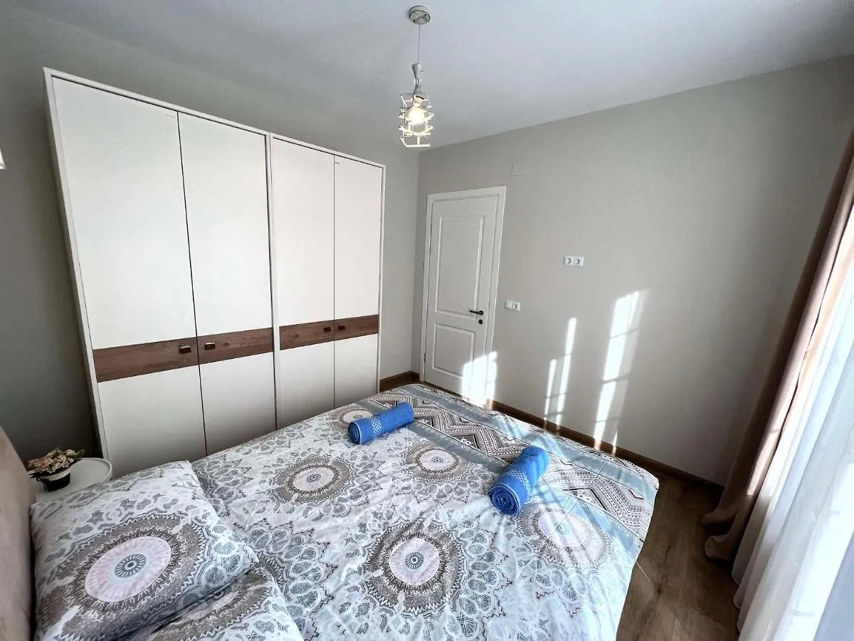Seaview Villa With Roof-Top Batumi