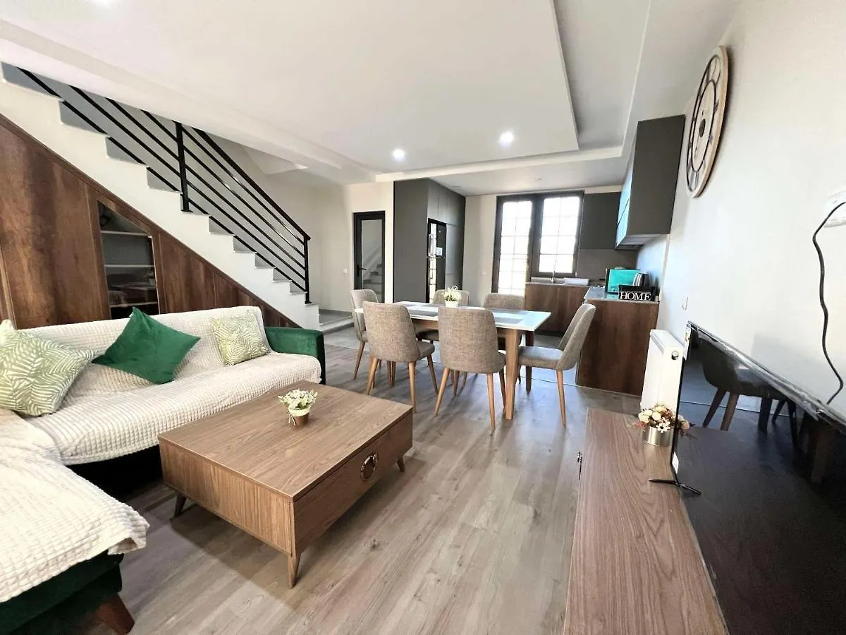 Seaview Villa With Roof-Top Batumi 0*,